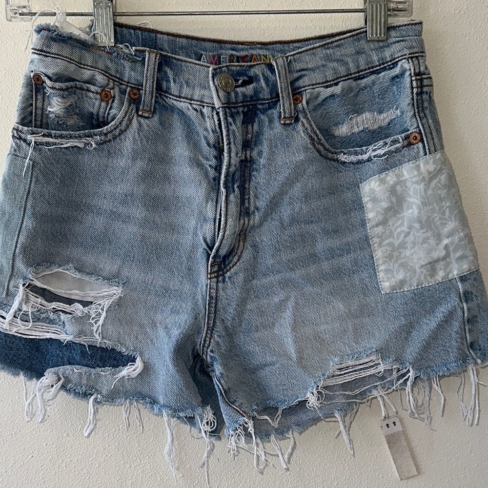 American Eagle Outfitters Blue Jean Shorts Distressed High-Waisted Size 2‎